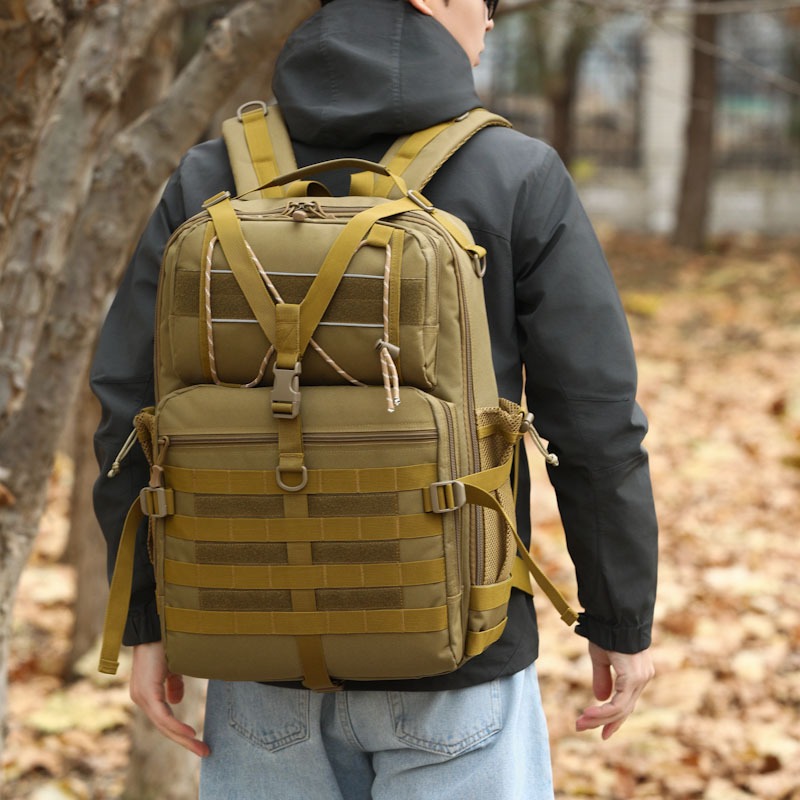 Fishing Equipment Bag - حقيبة رجالية مقاومة للماء متعددة الوظائف